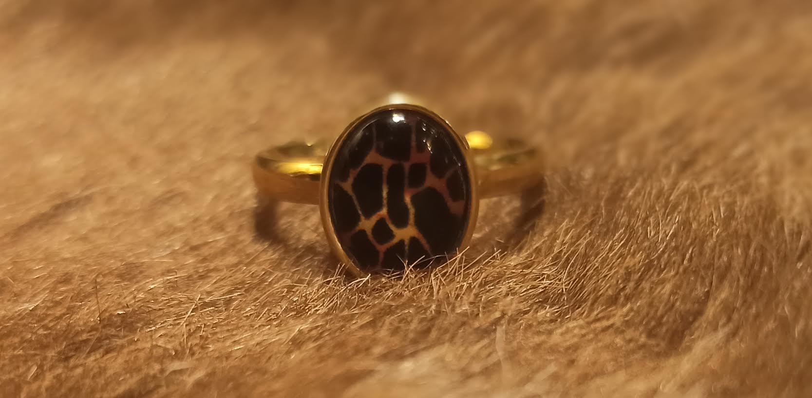 Lava Design Ring