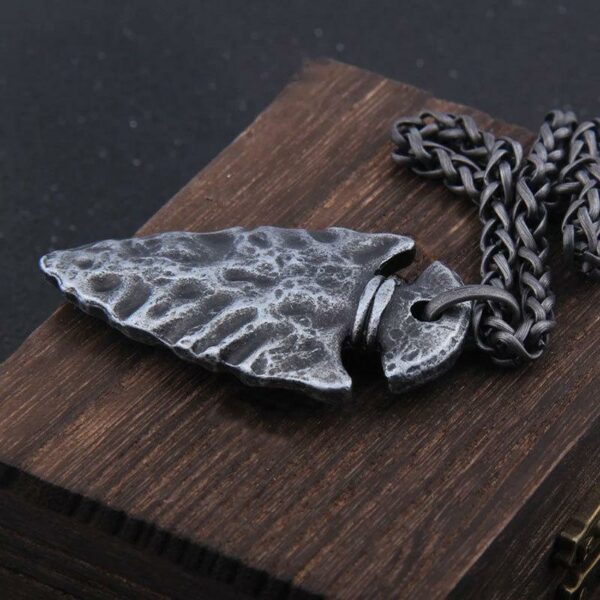 Retro Viking Pendant Necklace